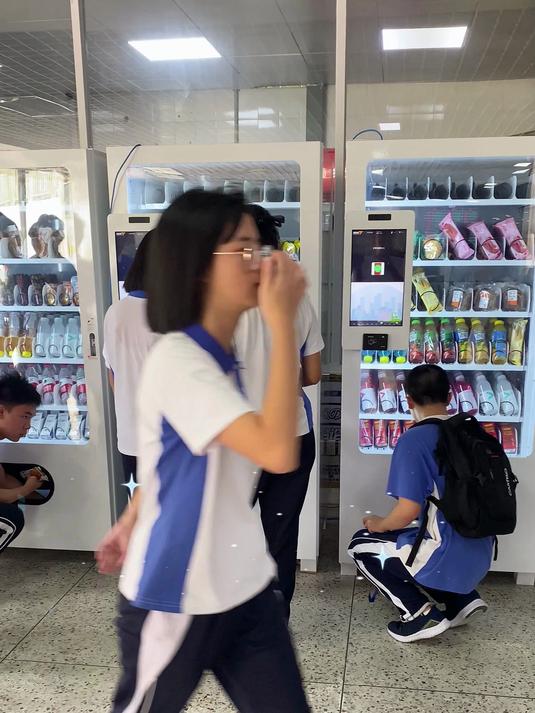 自动售货机源头厂家,多种机型满足全场景需求