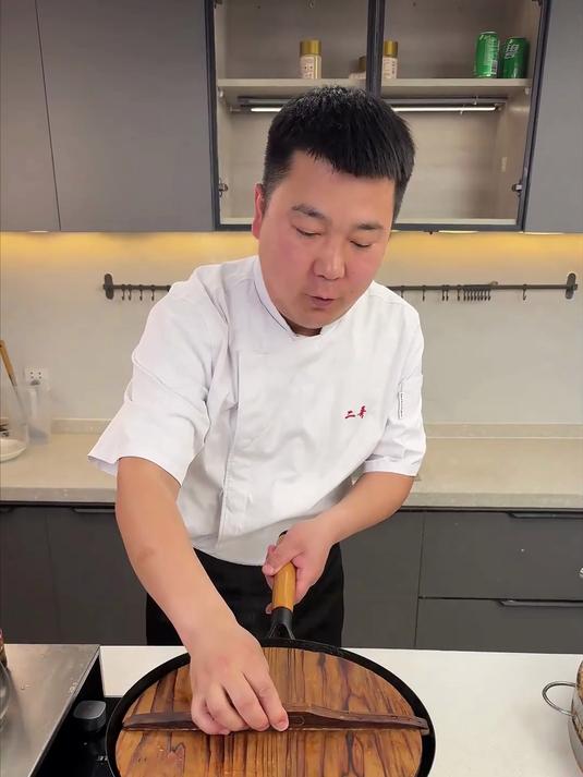 红烧肉烧铁棍山药,软软糯糯,肥而不腻,红烧肉 17