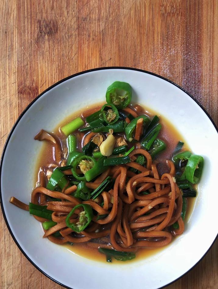 豆腐丝怎么弄最好吃,分享一道豆腐丝炒辣椒