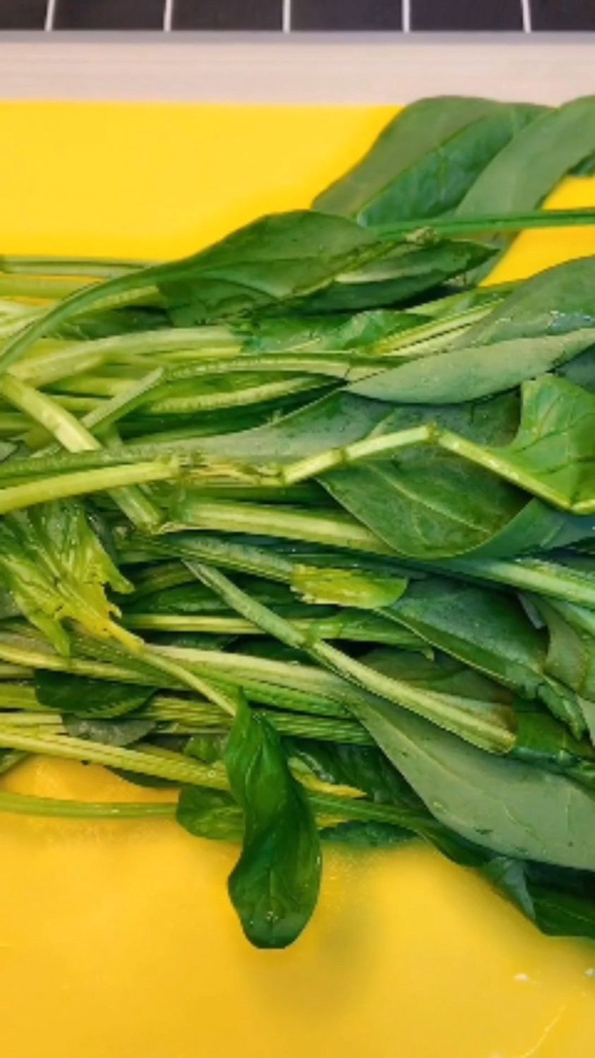 凉拌菠菜这样子做才好吃