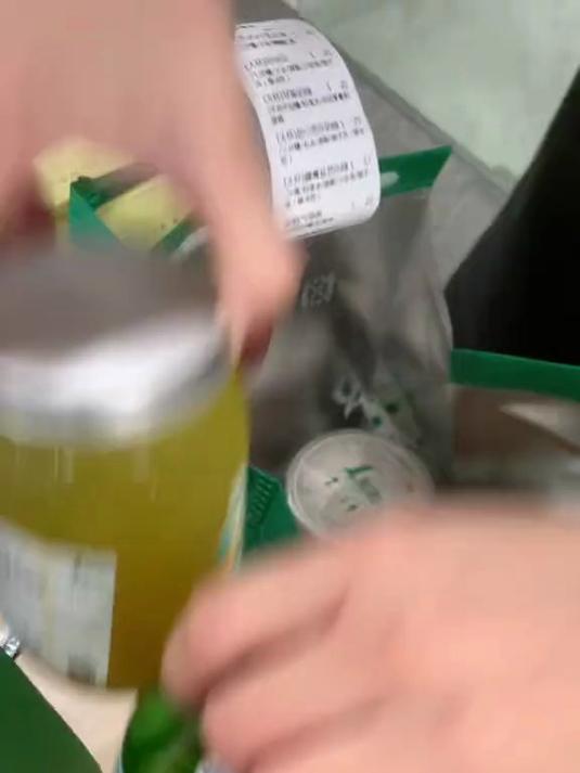 奶茶 一点点 喜茶 苹果奶绿 芭乐雪毫茉王