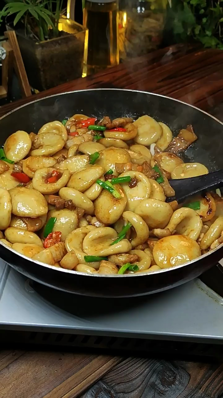 红薯粉丸子烧肉