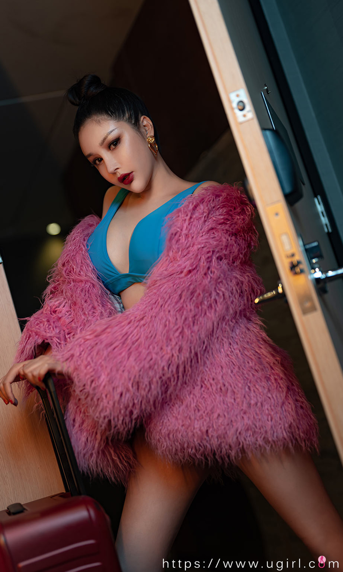 图片[17]-[Ugirls爱尤物] No.2323 Tian Bing Bing (田冰冰)-六色网