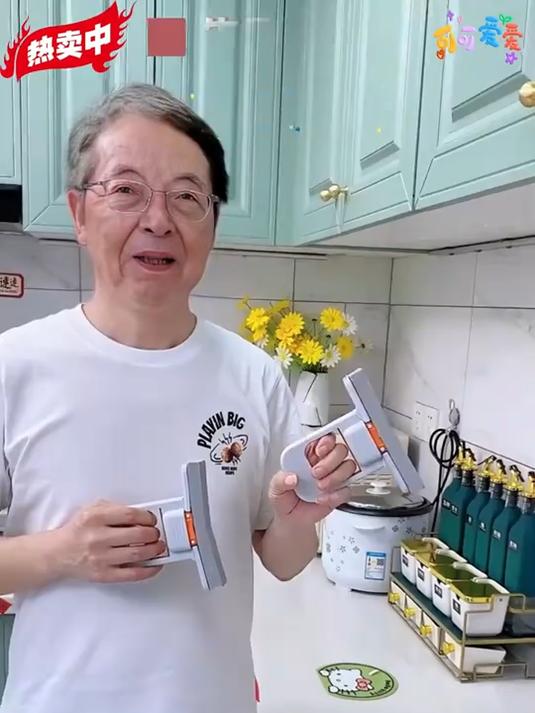 被我找到了这个 迷你海绵拖把 还是第一次见!好好用!
