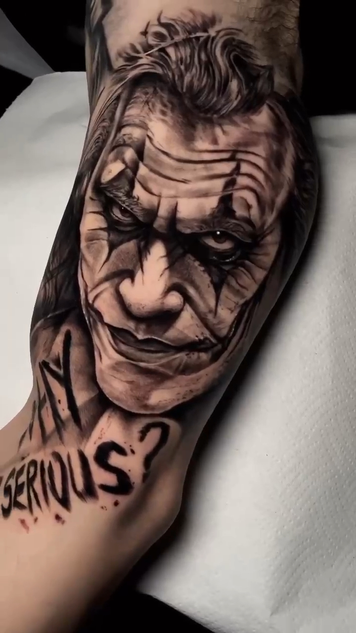 北京纹身/男生手臂写实小丑纹身