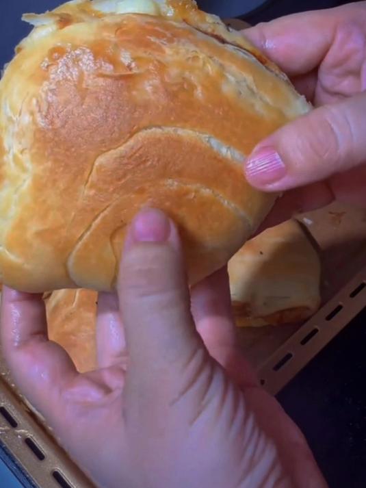 今天分享一个家常油酥饼的做法