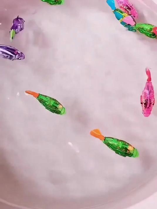 中秋必备新玩具!电动仿真鱼,戏水发光超酷炫!