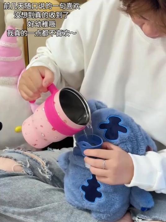 秋天必备！史迪仔卡通鲨鱼注水捂，PVC加厚拆洗超简单~