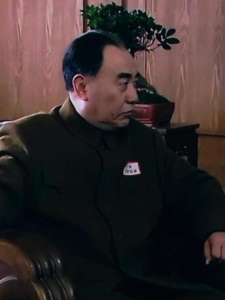 跨过鸭绿江:一切帝国主义反动派,都是纸老虎!