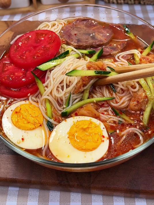 东北家常冷面,吃着暖和,味儿地道