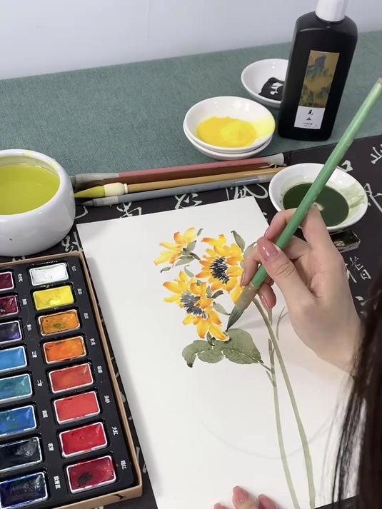 零基础可以轻松上手的国画向日葵 花几分钟来学学吧～
