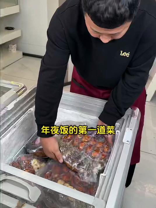 过年囤它准没错！大盆菜送礼自吃双满足