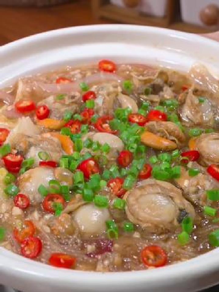 简单好吃的蒜蓉扇贝粉丝,粉丝吸满汤汁太绝了