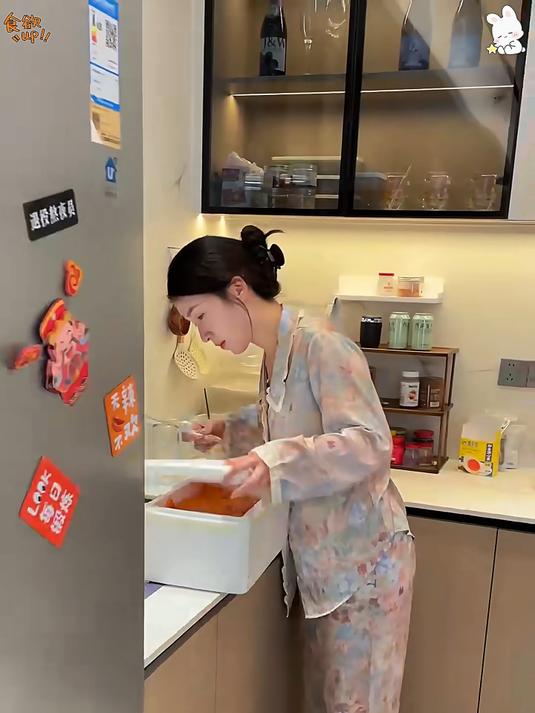 这个虫草花炖鸡汤真的暖心又暖胃