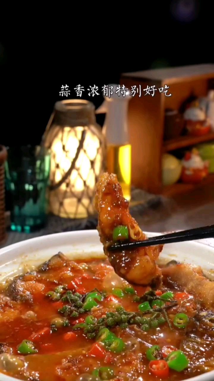 以后草鱼买回来像我这样做个蒜香瓦块,做法简单,好吃又下饭