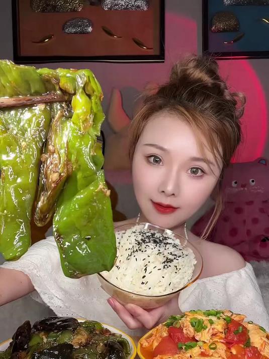 爆辣 吃播 家常菜 第一次做,说不出来什么味