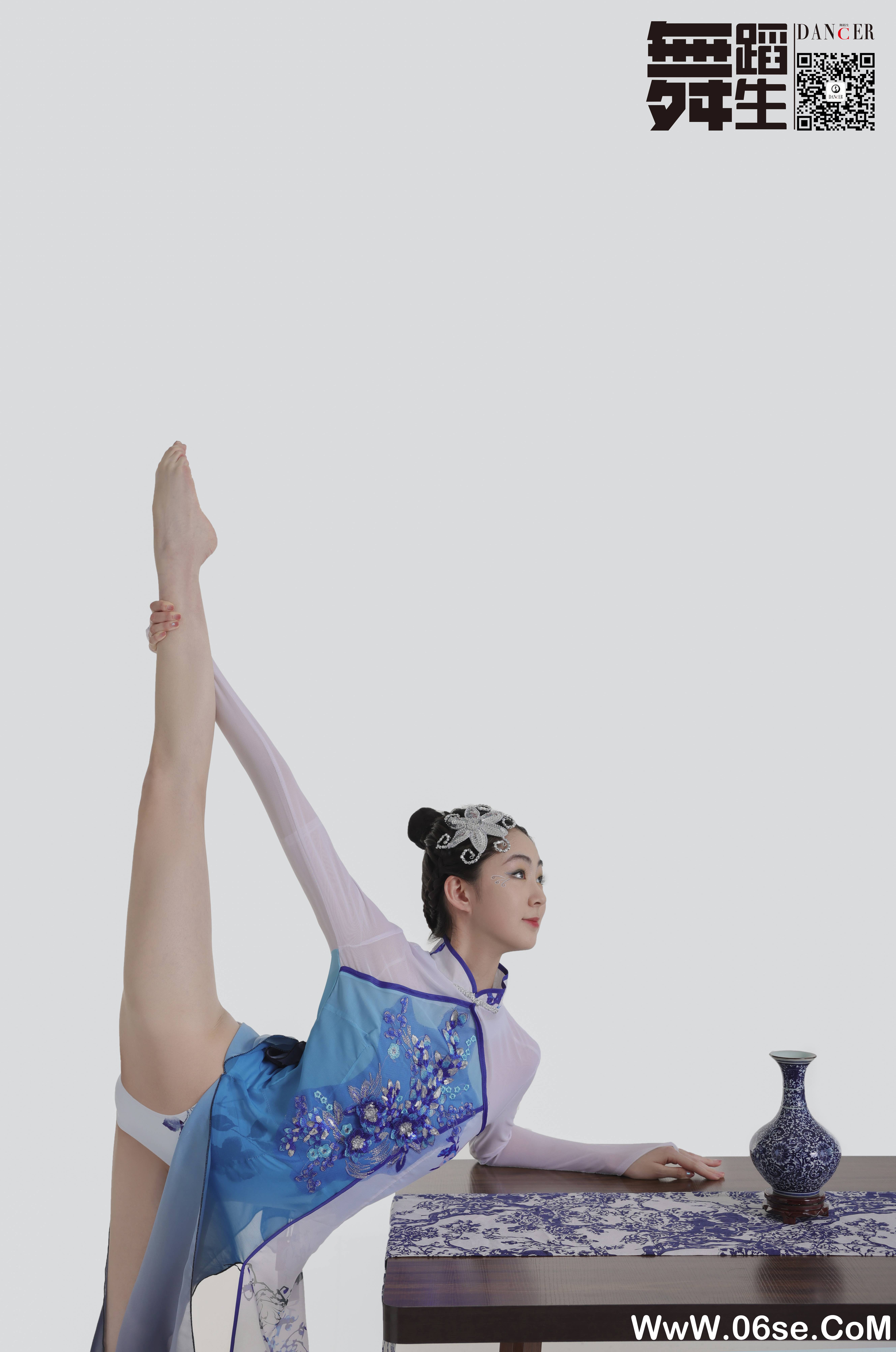 图片[18]-[GALLI嘉丽]舞蹈生日记 104 – 青花瓷 韩玉彤[43P397M]-六色网