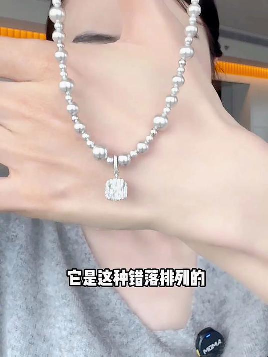 HEFANG何方珠宝气泡方糖项链锁骨链轻奢高级感生日礼物送女友老婆「方糖款」银灰色