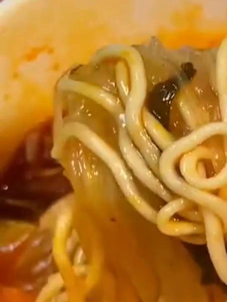 粉面选择困难症的,那就吃杨掌柜家的粉面菜蛋