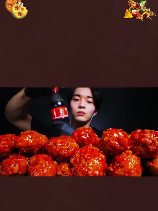 炸鸡盛宴!欧巴大口啃炸鸡,酥脆肉嫩直接香迷糊~