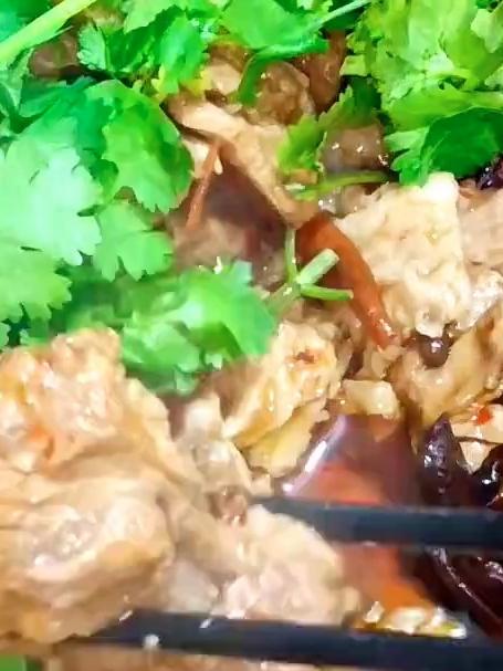 曾经火爆京城的新乡一绝“红焖羊肉”为什么突然在外面见到的少了