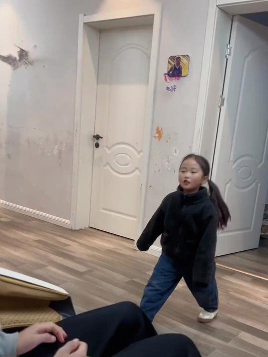 妹妹为了喝奶茶 给哥哥省居然出了这招……