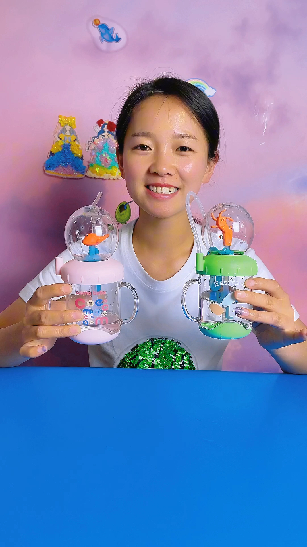 小鲸鱼和小风车的喷水杯真好玩,大家喜欢哪一个呢