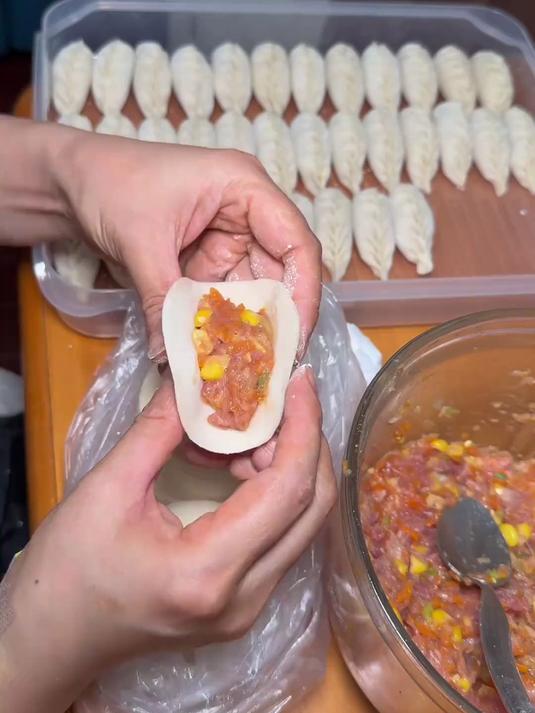 柳叶饺的包法，简单易学，一看就会~