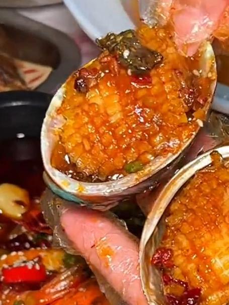 汉阳炭佳人海鲜烧烤大排档一周年店庆!
