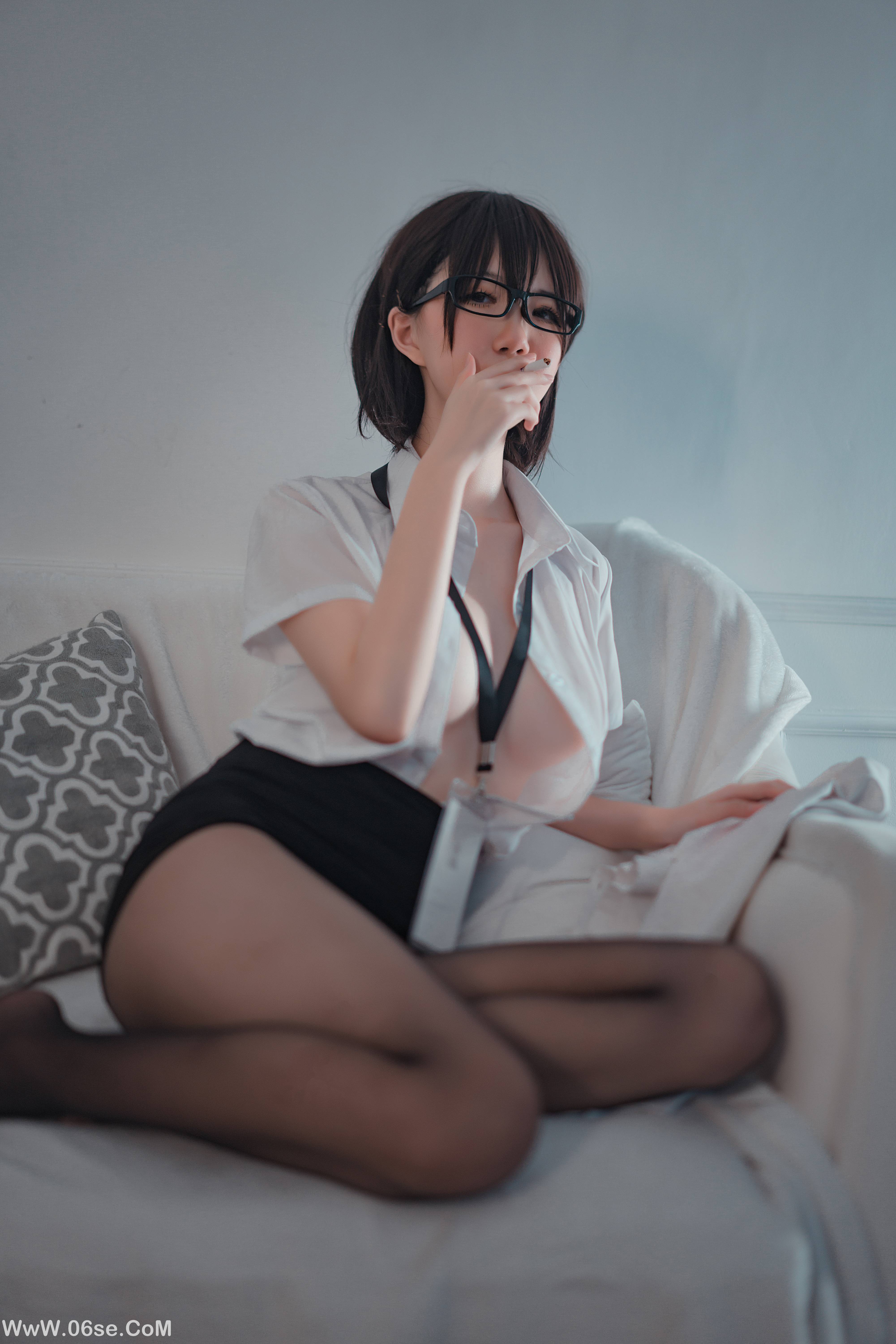 图片[37]-阿薰kaOri NO.002 – 黑丝OL[45P188M]-六色网