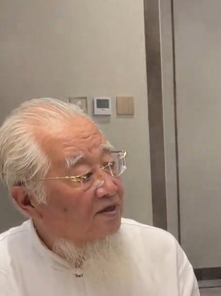 你吃过鱼头火锅吗?