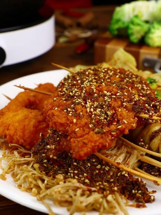 明星产品咸蛋黄鸡排,搭配炸串绝绝子