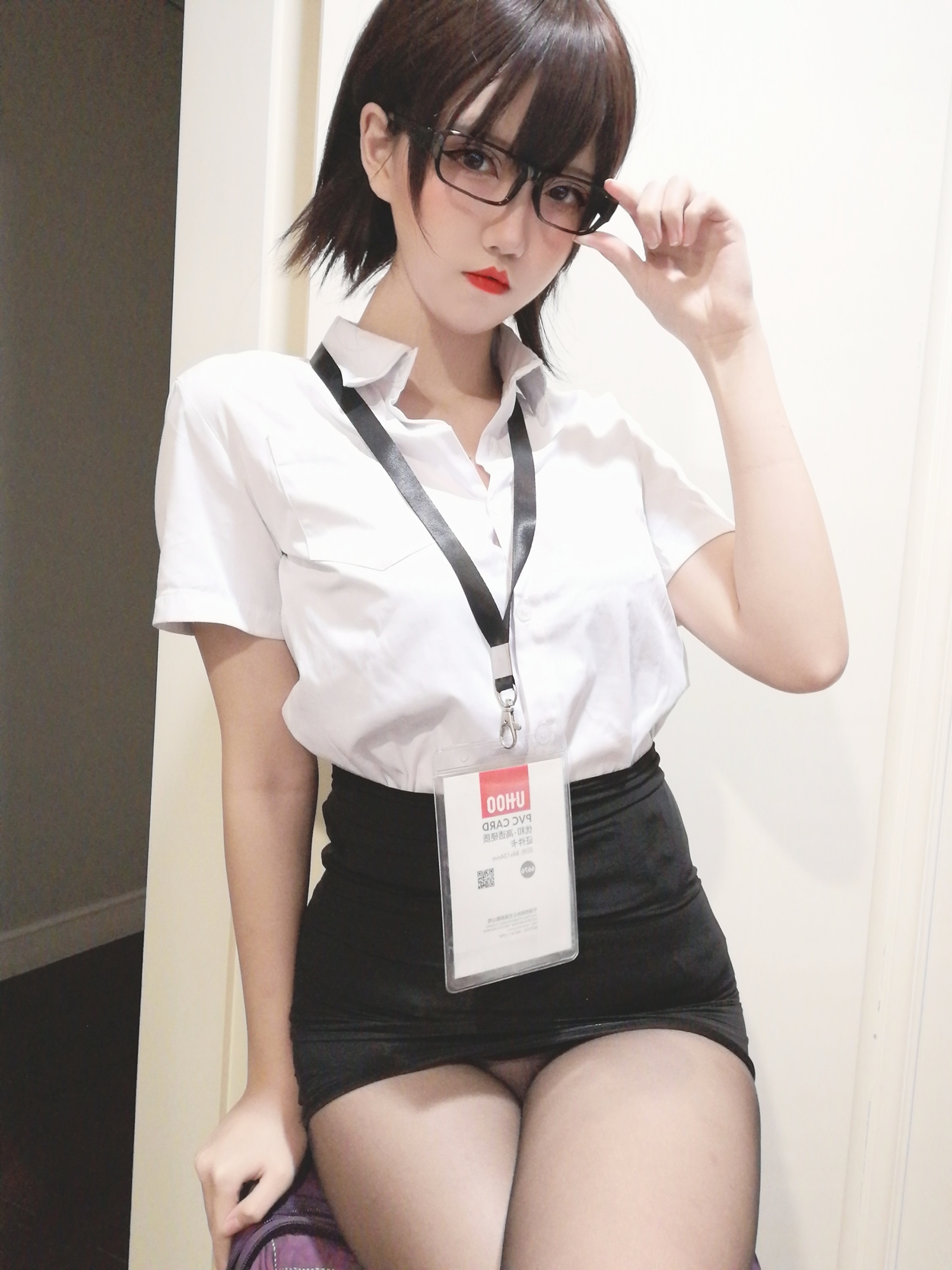 图片[11]-阿薰kaOri NO.002 – 黑丝OL[45P188M]-六色网