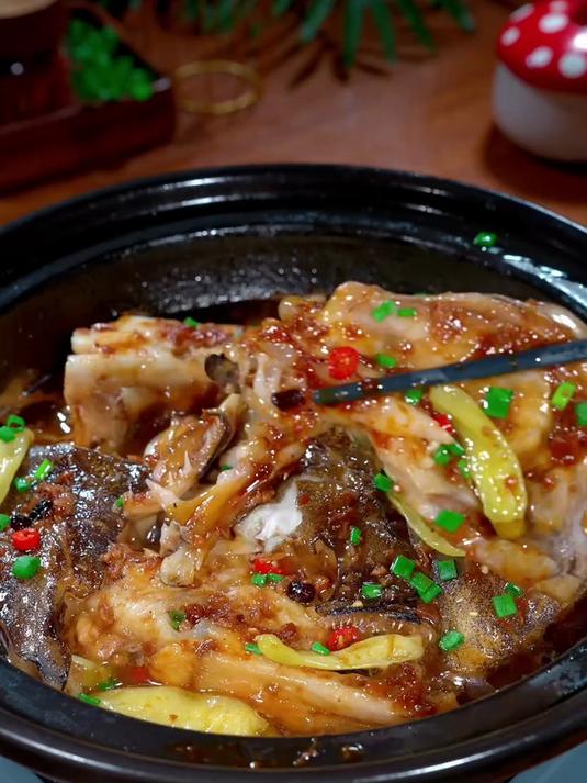 这样做的砂锅酱椒焗鱼头,酱香鲜嫩