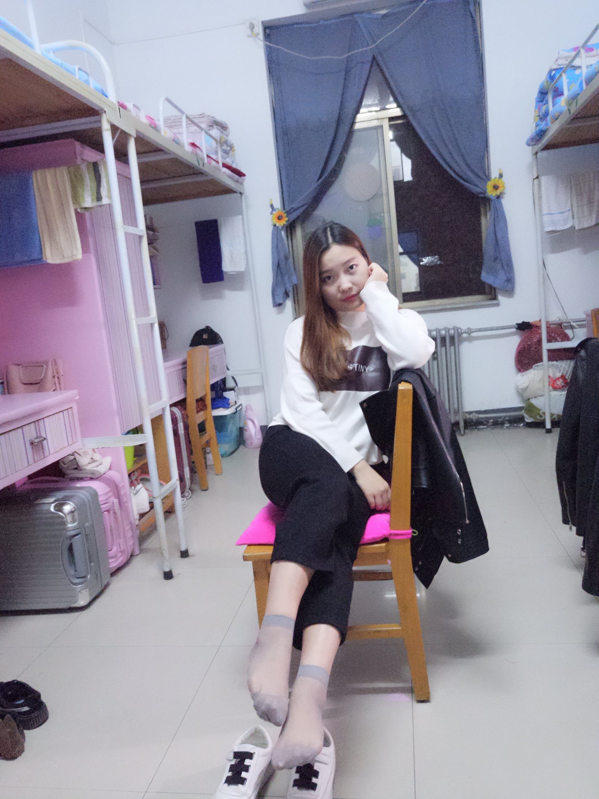 图片[85]-学妹校园寝室短丝系列002期 张梦想[104P201M]-六色网