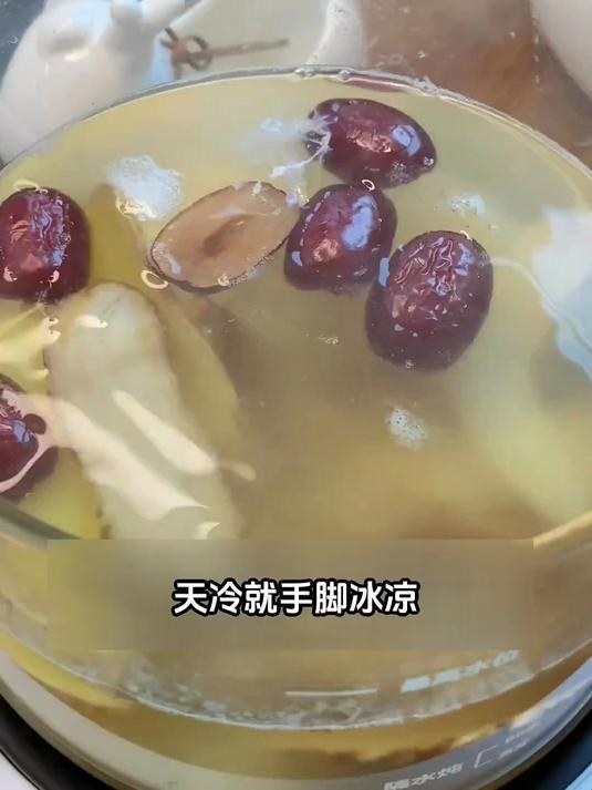 焕肤滋颜花胶红枣桂圆汤 内调外养气色更透亮