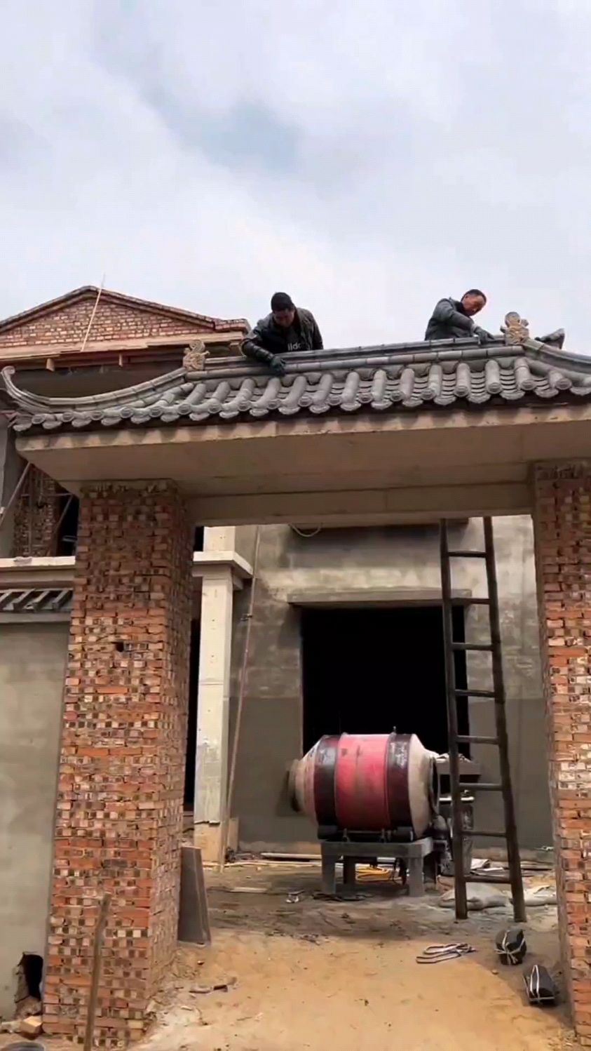 中式小院青瓦施工 小青瓦施工过程 青瓦厂家。