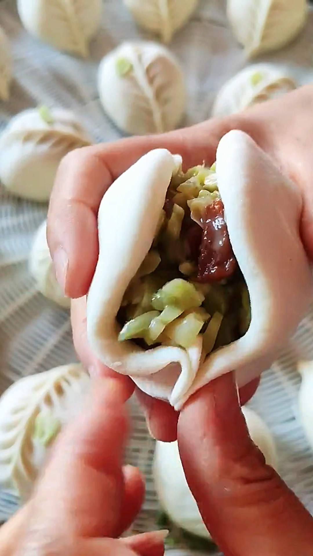 花样面食麦穗包子