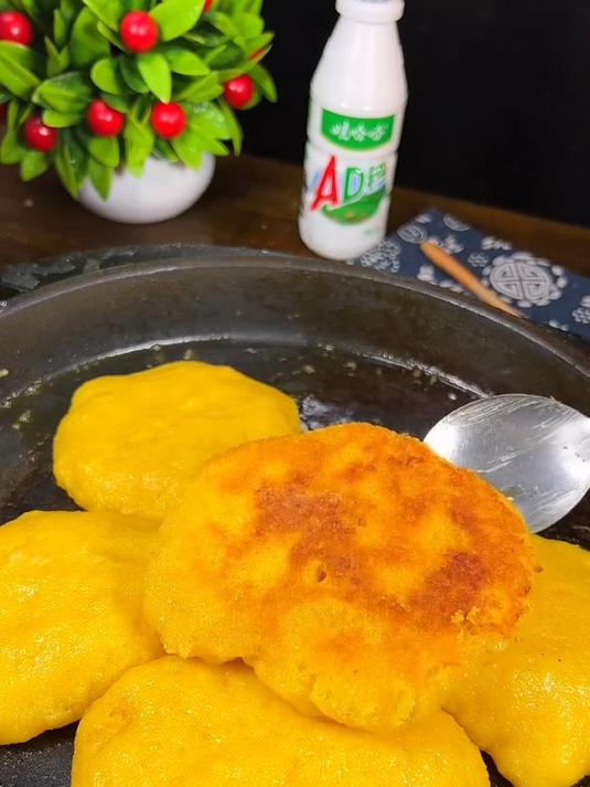 玉米面的大饼子