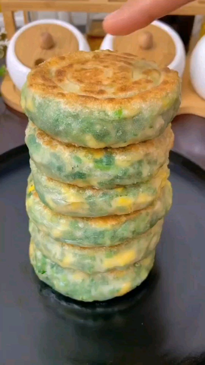 这才是韭菜馅饼好吃的做法