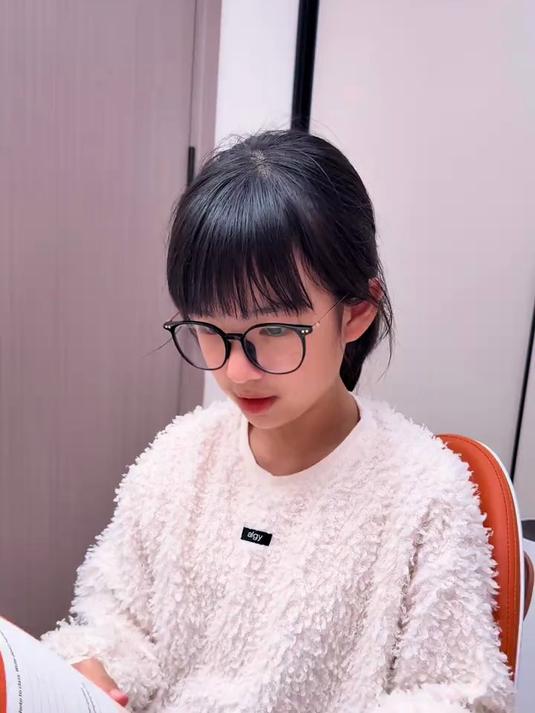 把课本上的蛋糕做成了捏捏