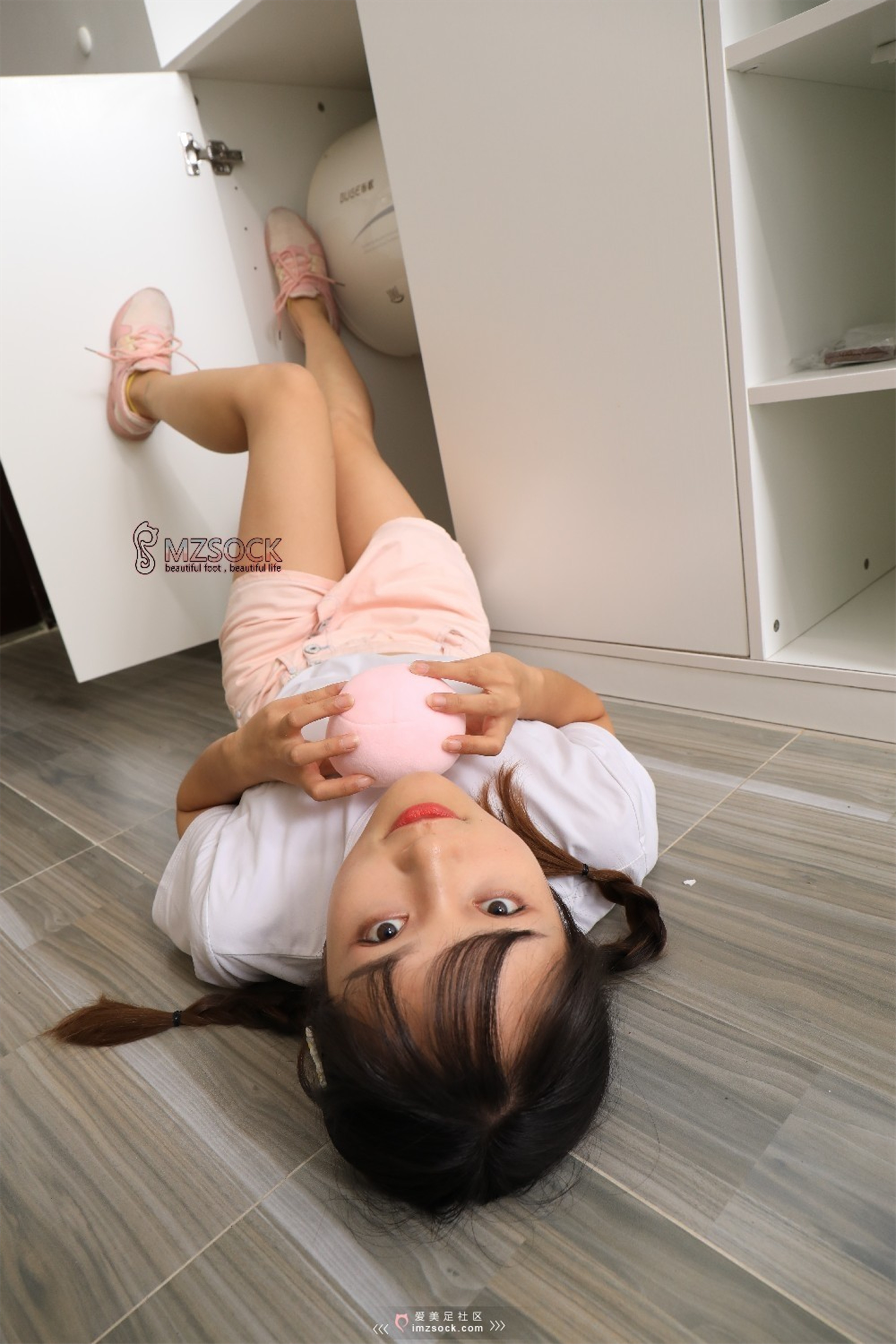 图片[5]-[MZSOCK]爱美足 NO.060 果儿[68P122M]-六色网