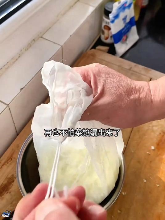 以前挤馅半小时,现在用它三十秒,这款挤水器太牛啦