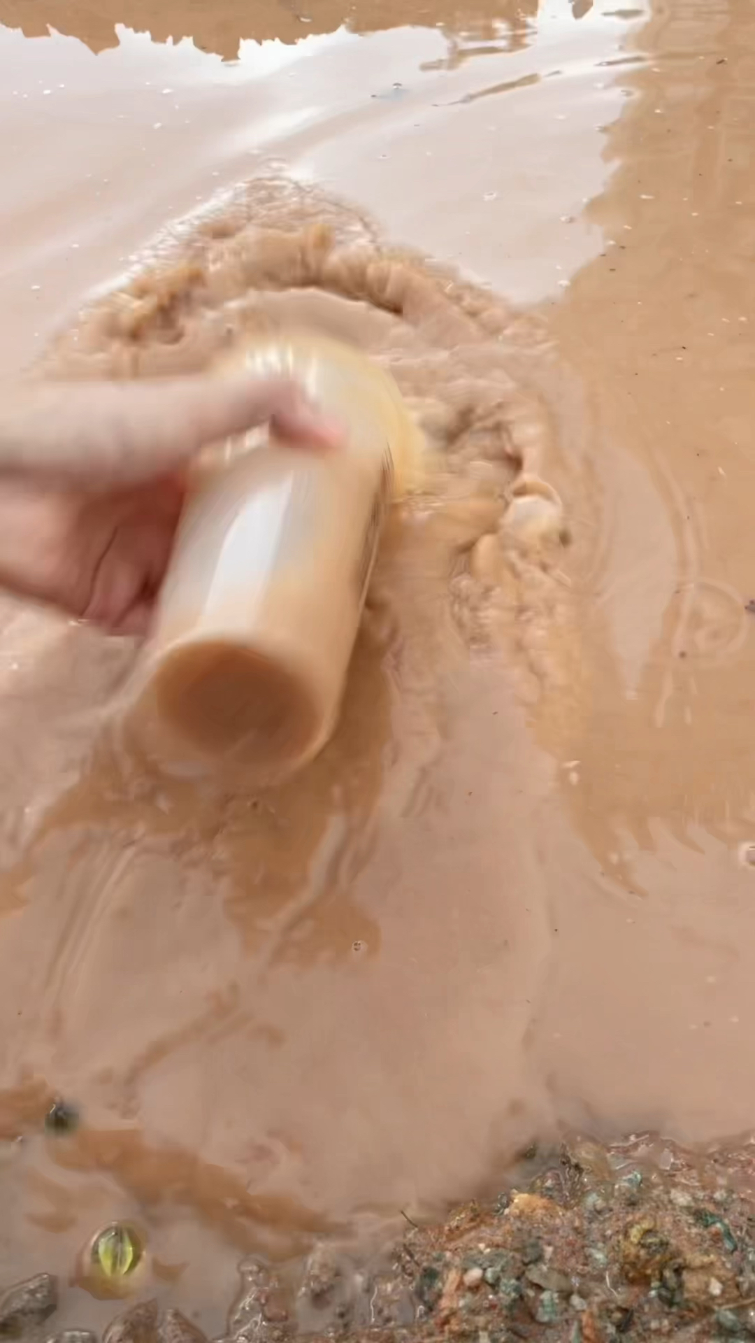 夏天的第一杯波波奶茶