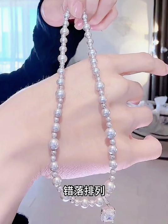 HEFANG何方珠宝气泡方糖项链锁骨链轻奢高级感生日礼物送女友老婆「方糖款」银灰色