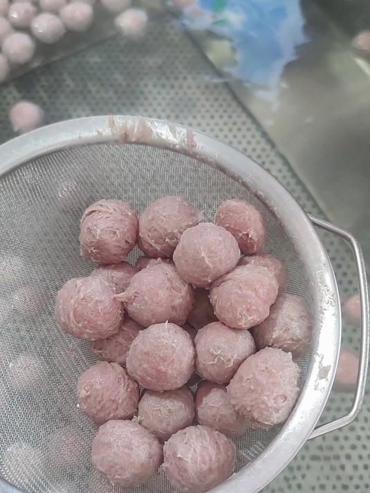 做实心猪肉丸鱼丸牛肉丸的机器 变频双调速全自动挤丸子机