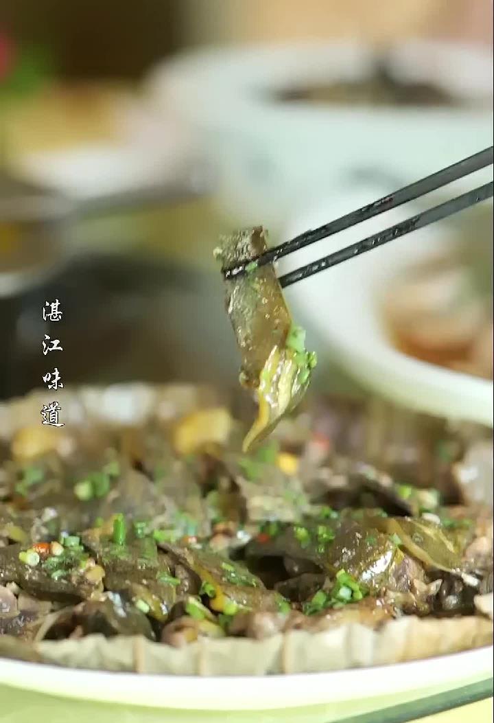 廉江鹤地水库三宝我们湛江廉江美食数不胜数,安铺白切鸡
