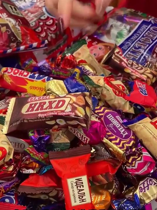 俄罗斯进口混装糖紫皮糖多种巧克力口味混搭高档,十多种口味