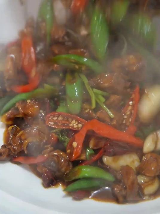 尖椒鸡 真材实料好味道