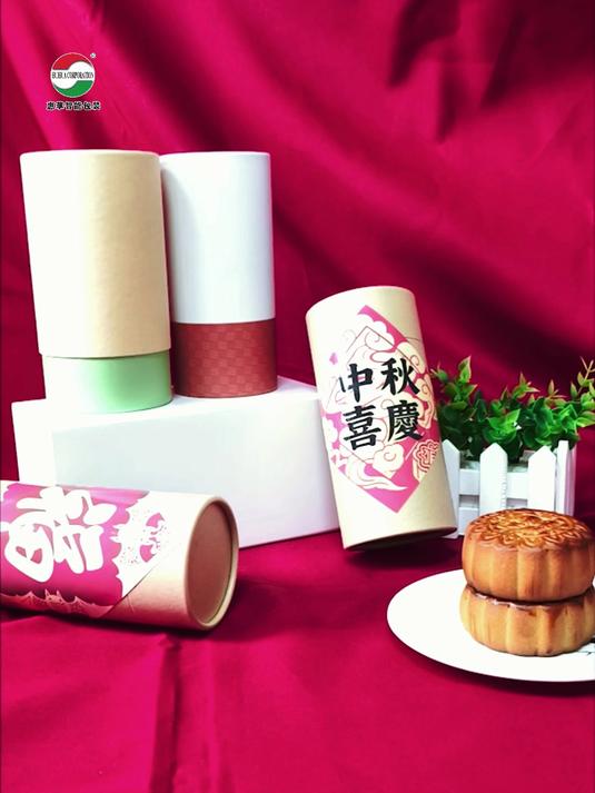 精选圆筒纸罐装月饼、鲜花饼、蛋黄酥等点心茶点